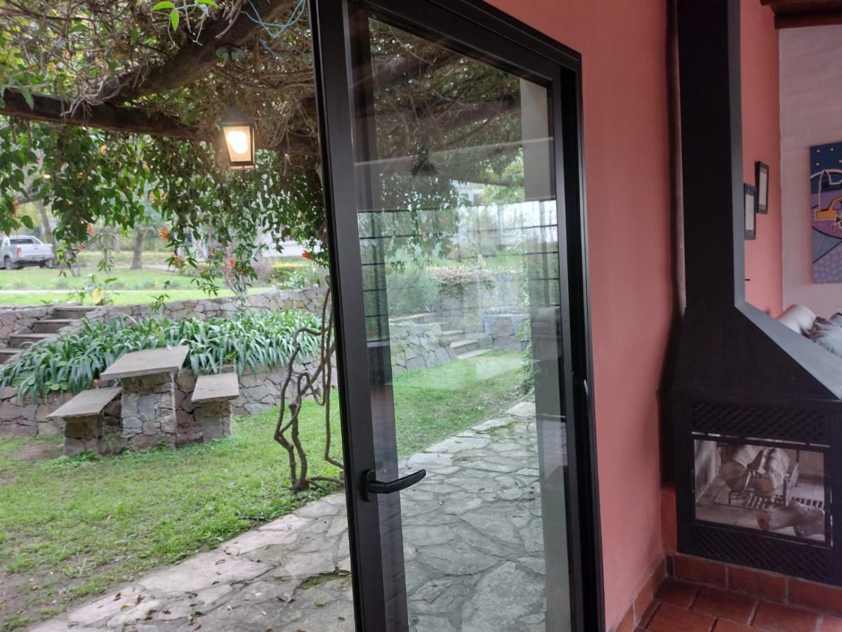 Campomora- 5 Min Del Centro - Confort - Parrilla & Pileta Holiday home